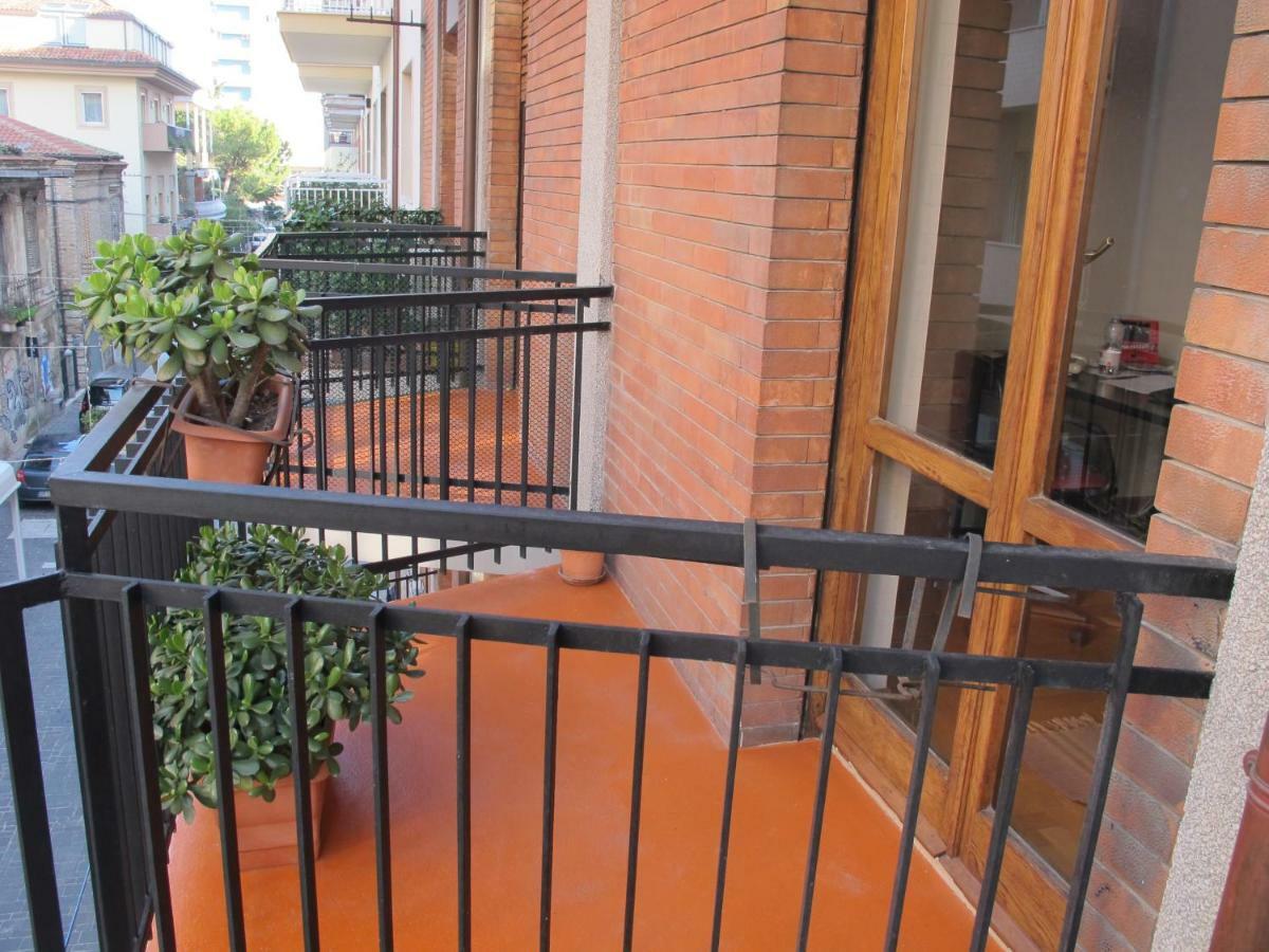 Civico 96 Apartment Пескара Екстериор снимка